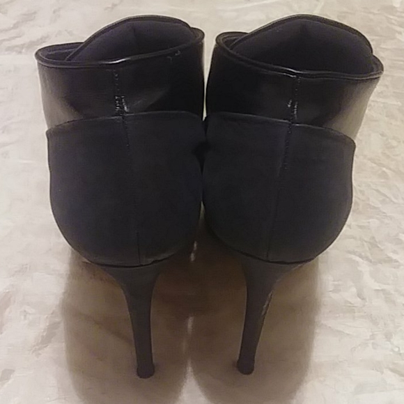 Acne Studios Ace Leather Lace Up Booties - Picture 6 of 7